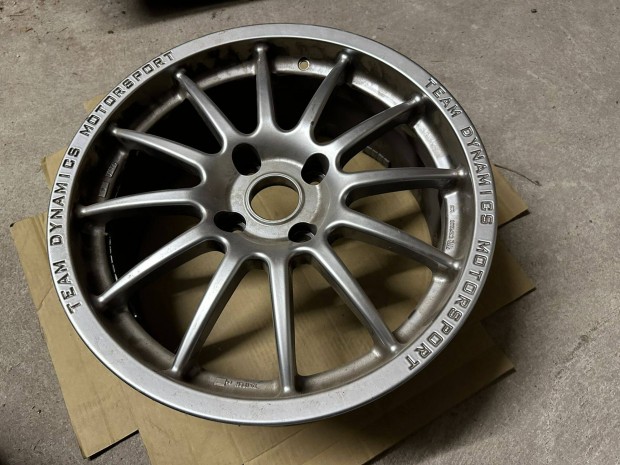 ET35 Team Dynamics felni 7x17 - 17" [1 db - j]